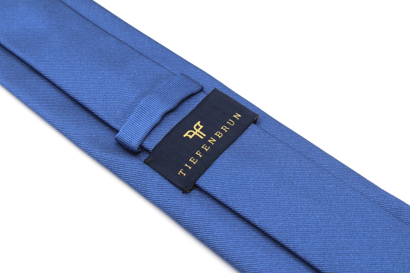 Seven-Fold Blue Silk Tie